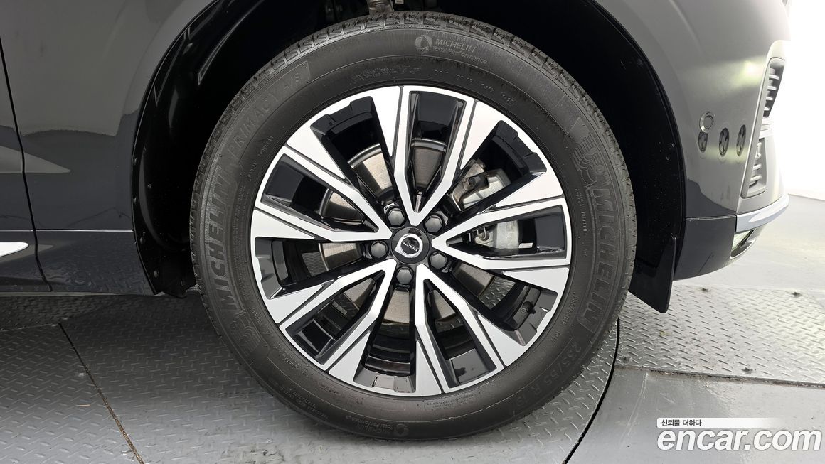 Volvo XC60 2024