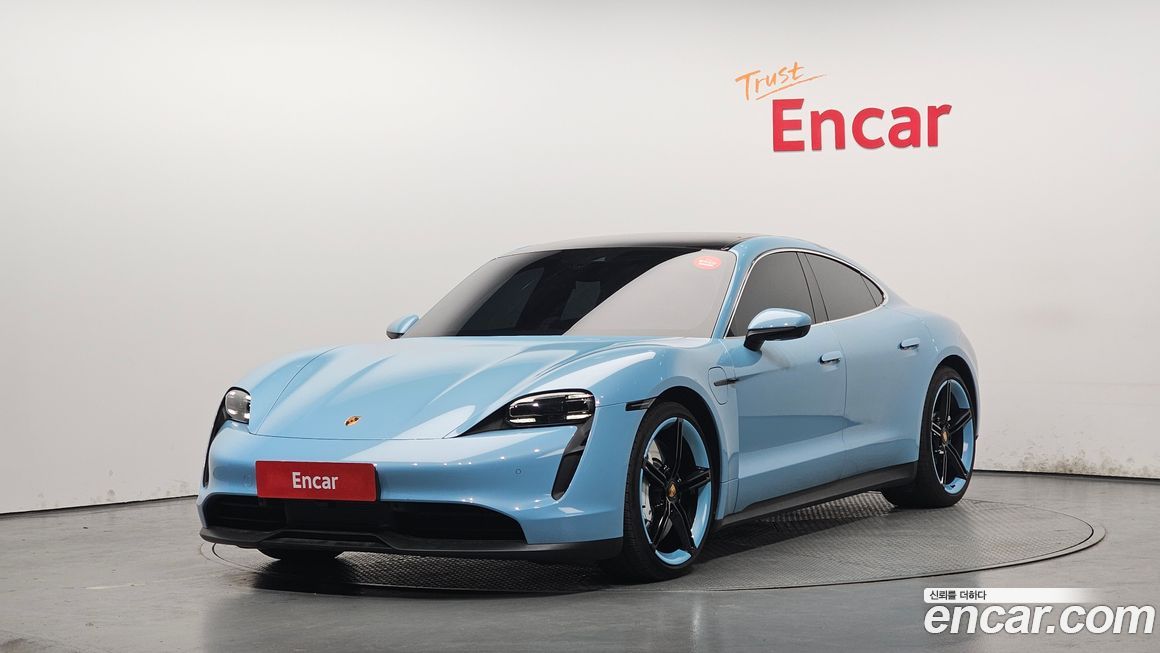 Porsche Taycan 2024