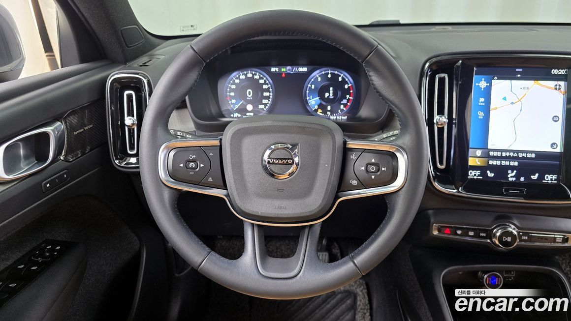 Volvo XC40 2021