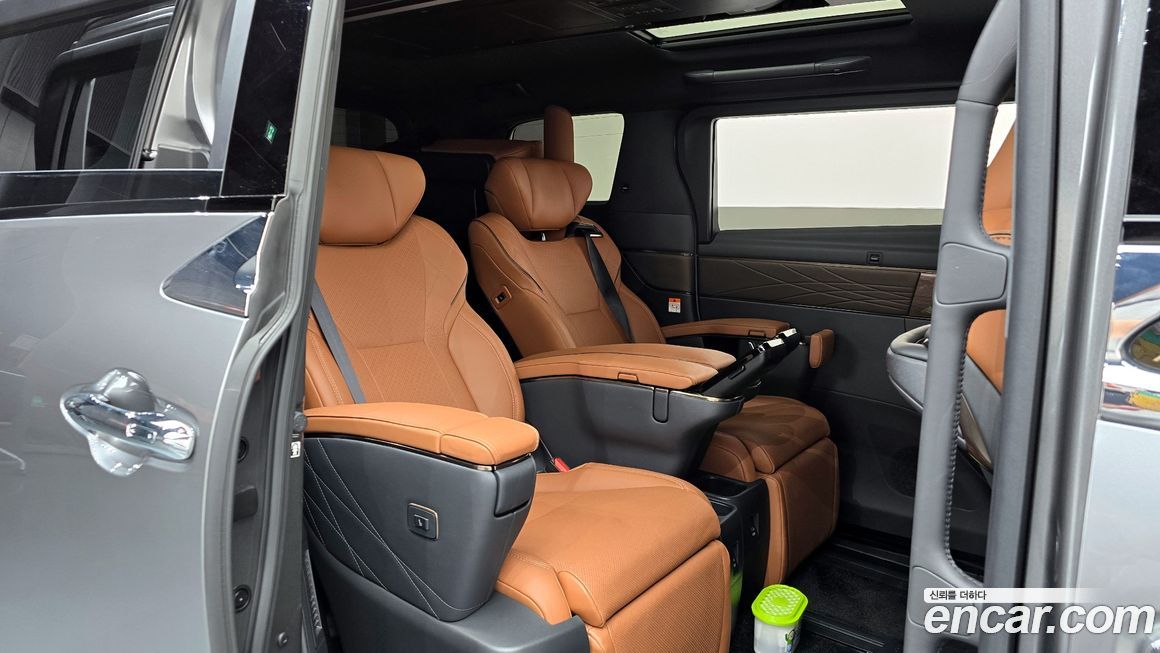 Toyota Alphard 2024