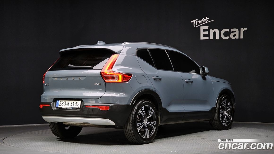 Volvo XC40 2021