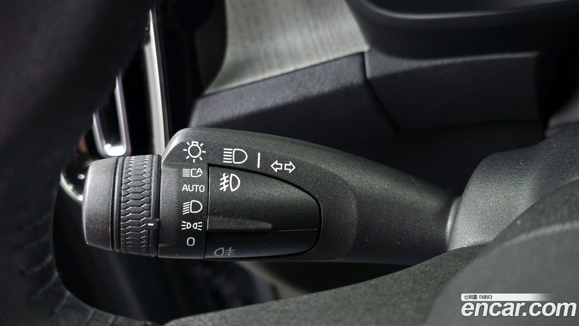 Volvo XC40 2021