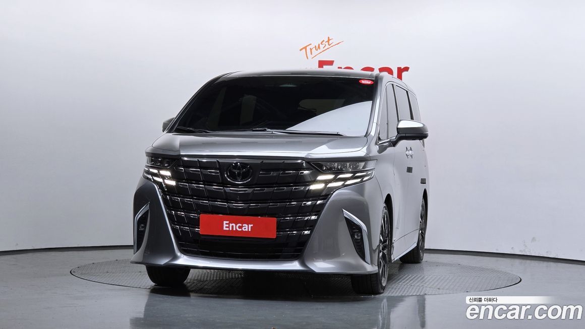 Toyota Alphard 2024
