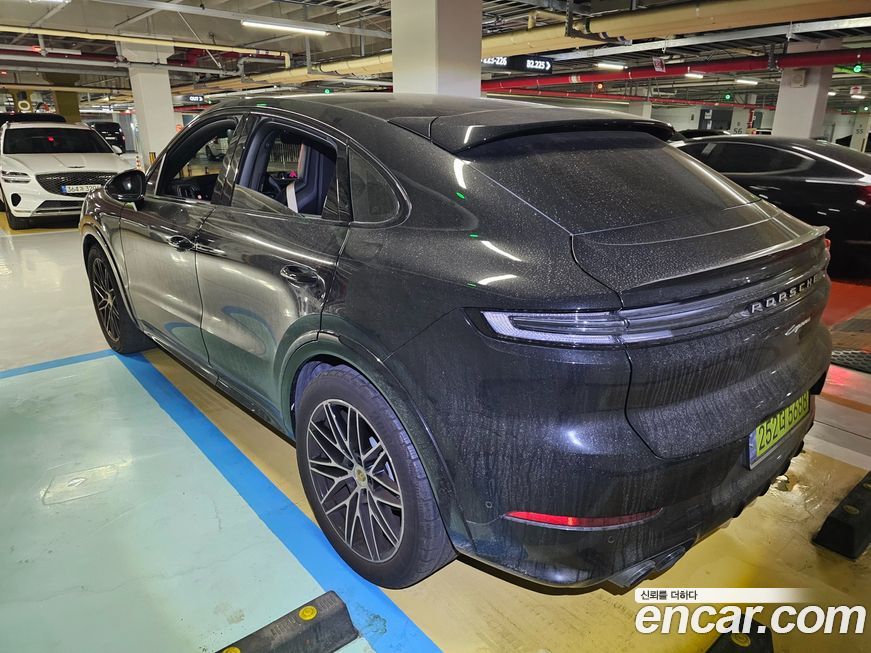 Porsche Cayenne 2024