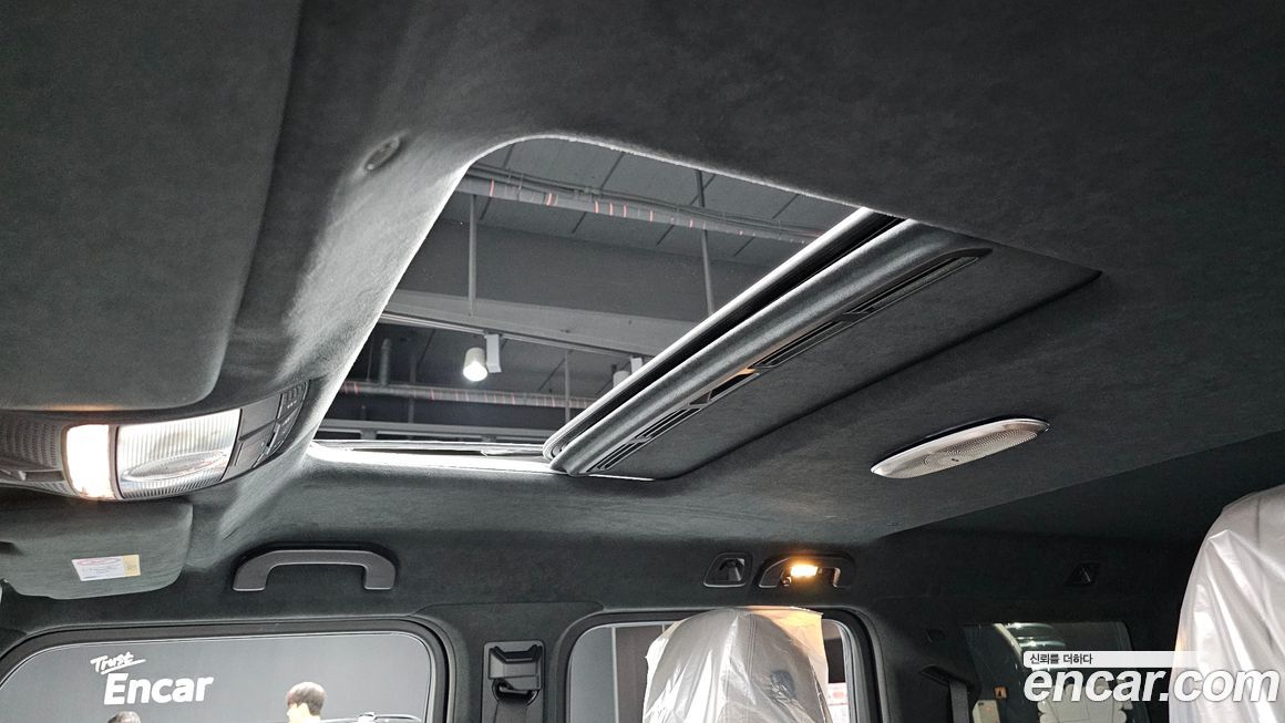 Mercedes-Benz G-Class 2026