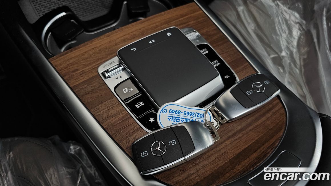Mercedes-Benz G-Class 2026