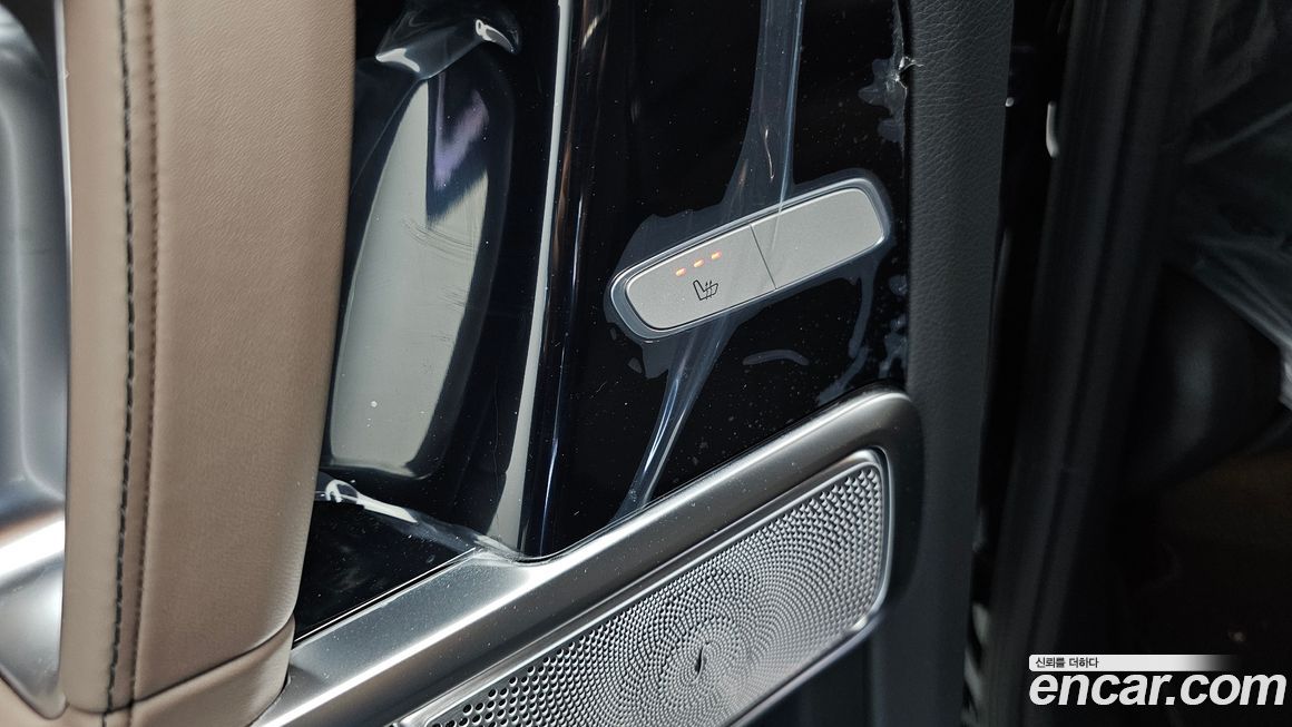 Mercedes-Benz G-Class 2026