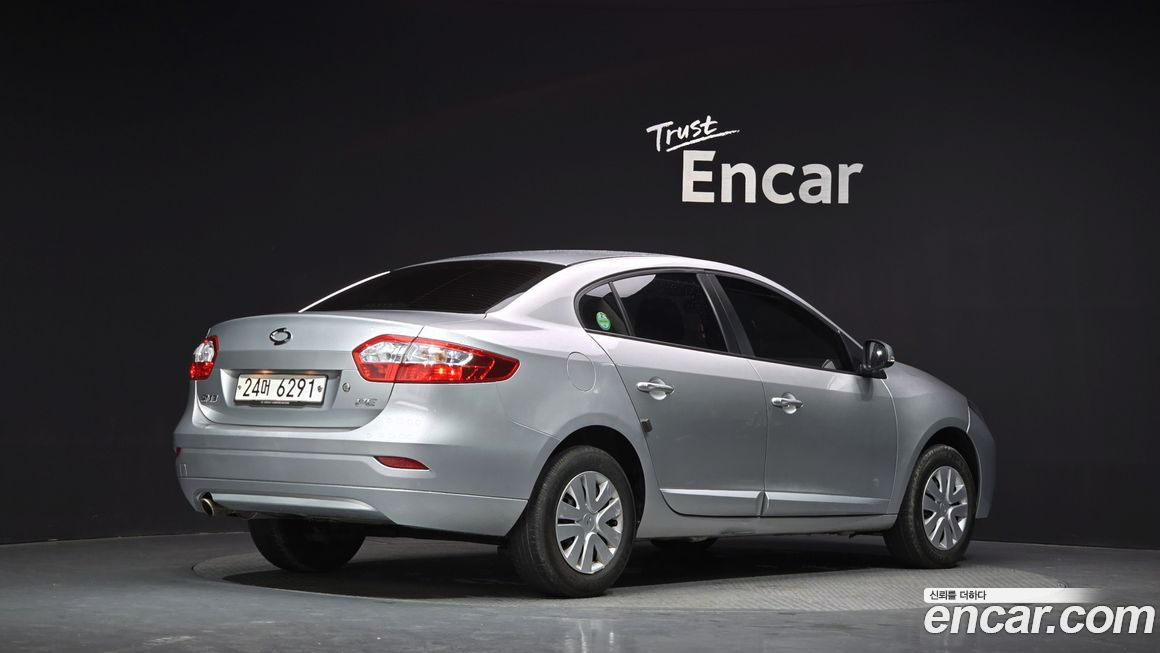 Renault-KoreaSamsung SM3 2013