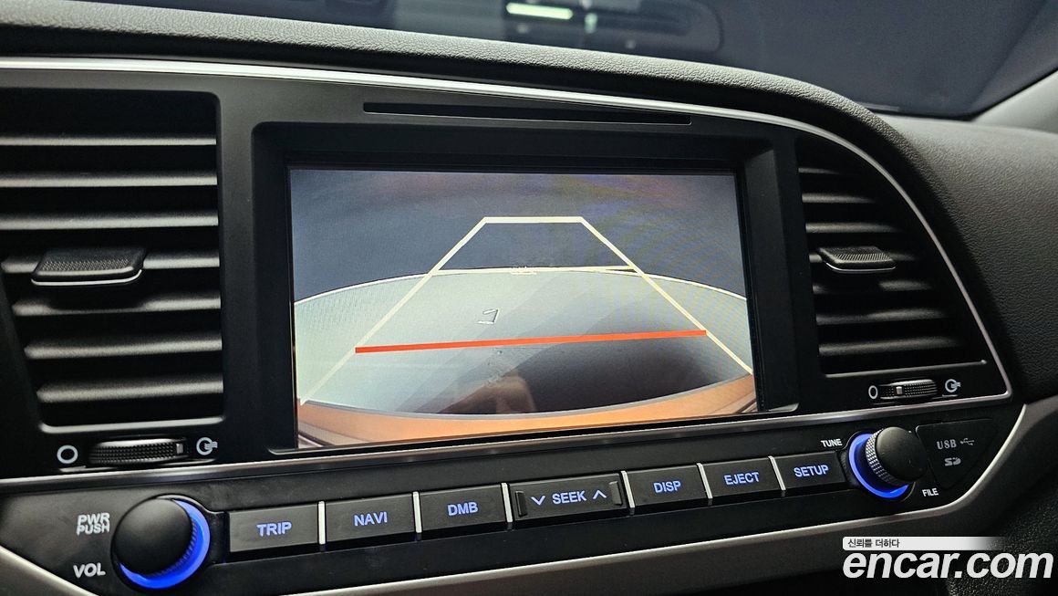 Hyundai AVANTE 2017