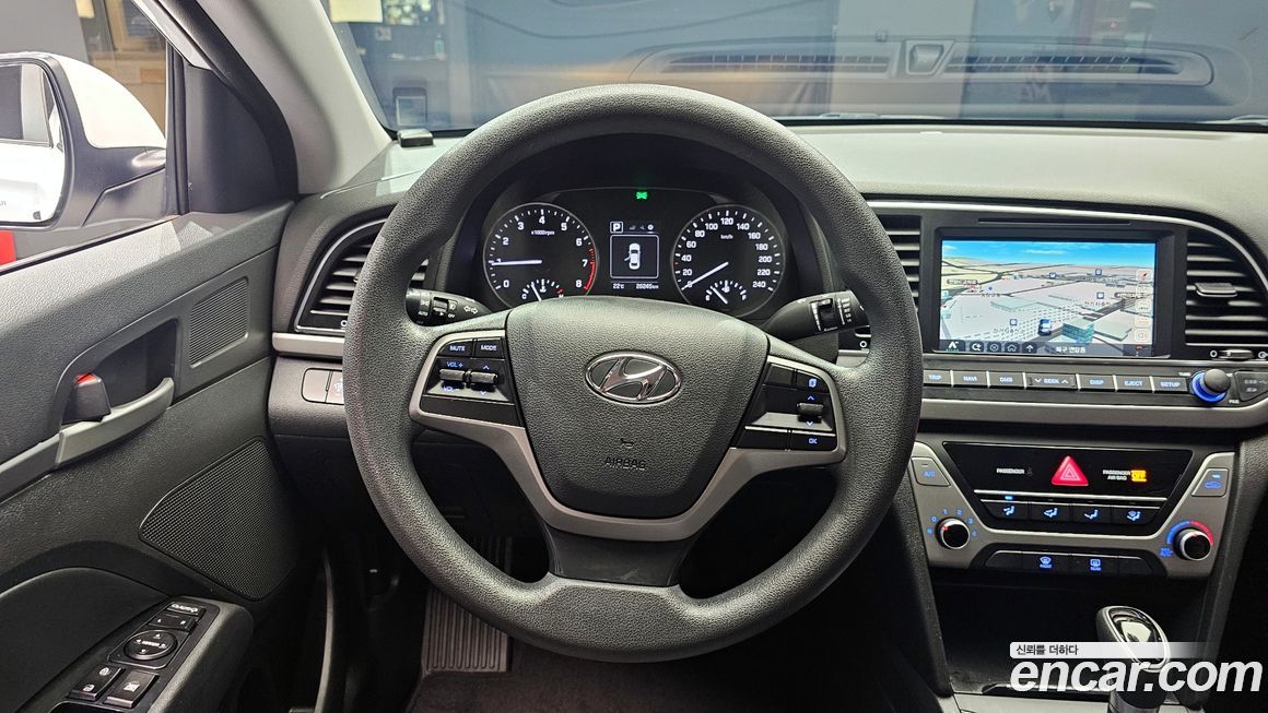 Hyundai AVANTE 2017