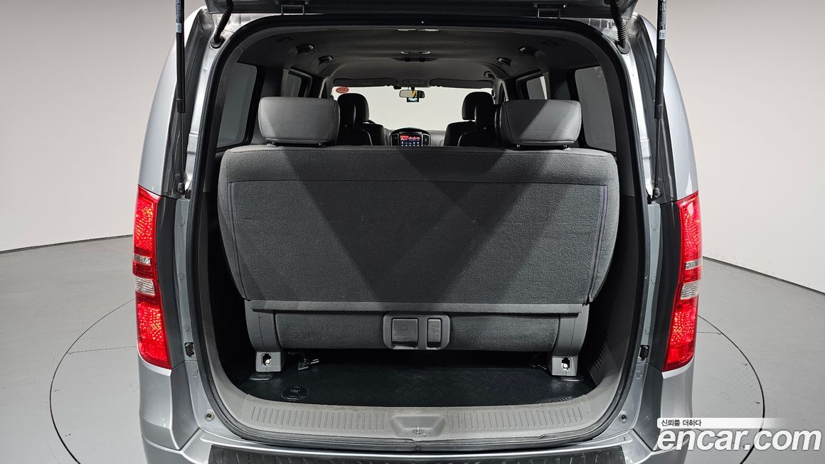 Hyundai Starex 2018