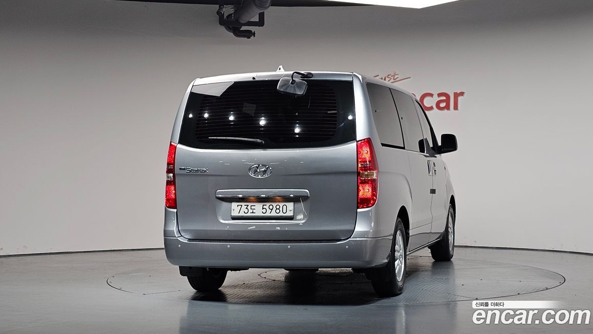 Hyundai Starex 2018