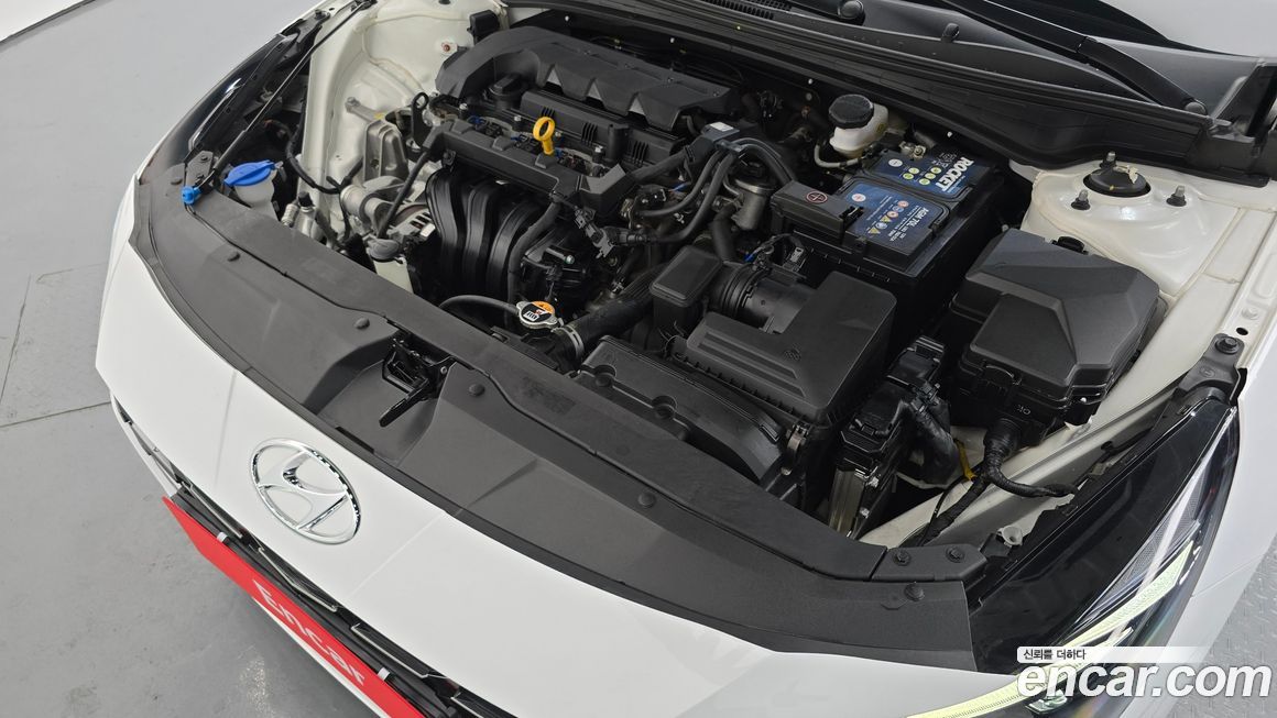 Hyundai AVANTE 2021