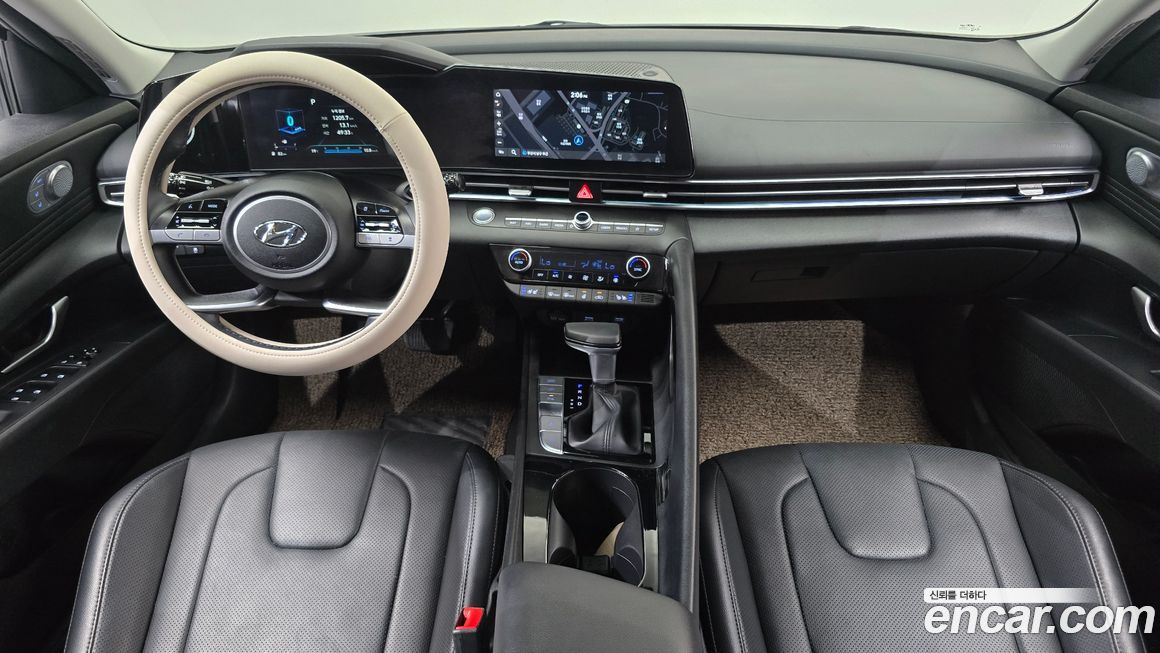 Hyundai AVANTE 2021