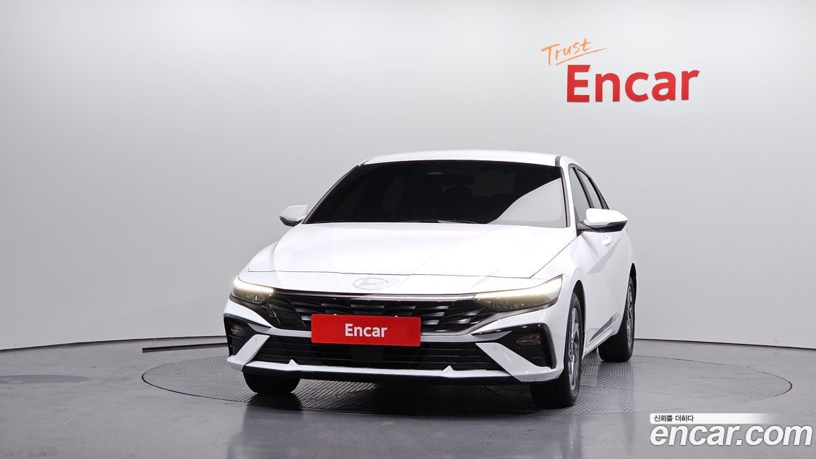 Hyundai AVANTE 2024