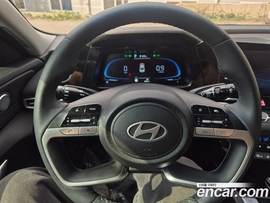 Hyundai AVANTE 2024