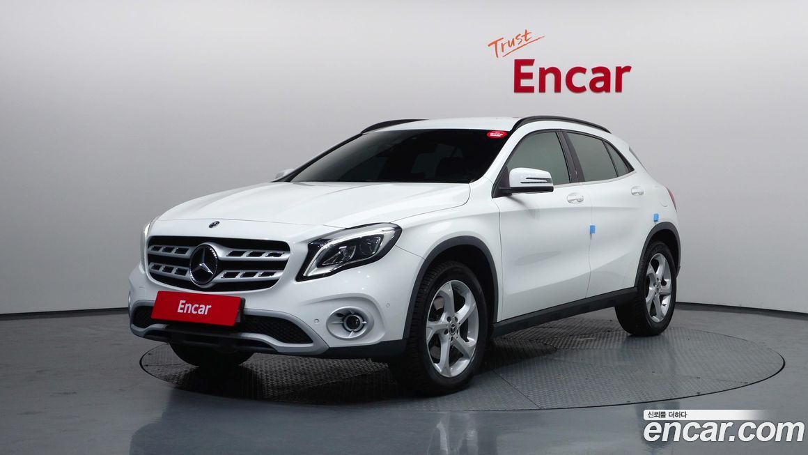 Mercedes-Benz GLA-Class 2019