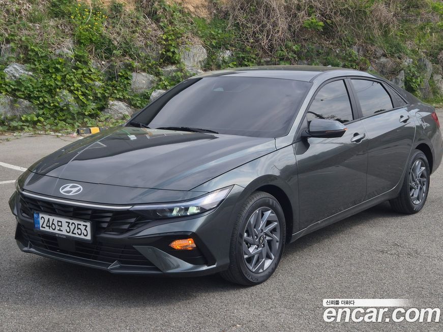 Hyundai AVANTE 2024