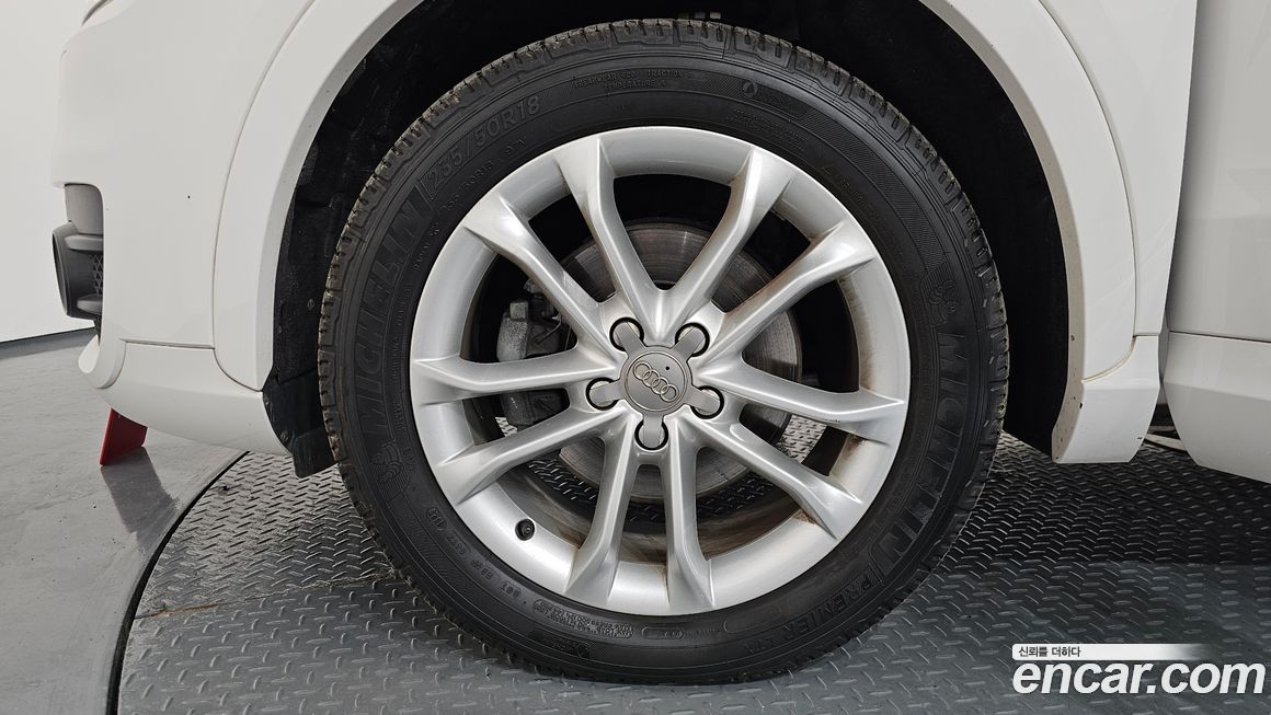Audi Q3 2015