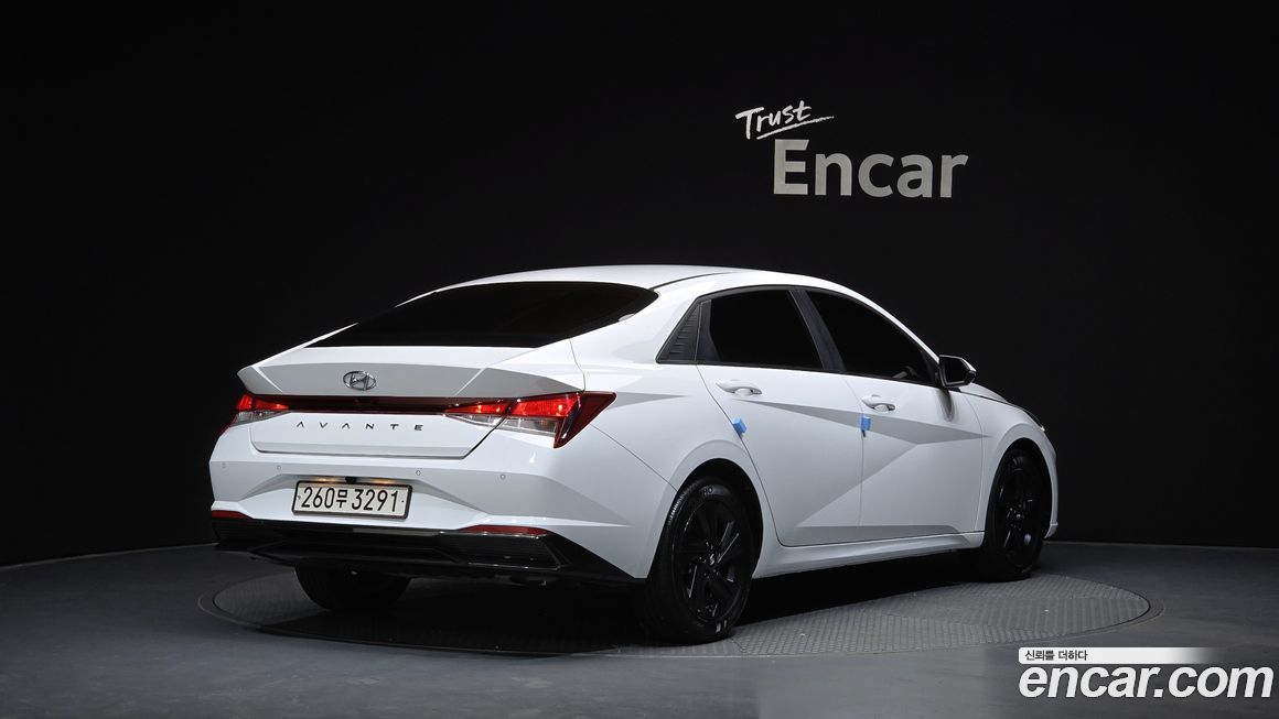 Hyundai AVANTE 2022