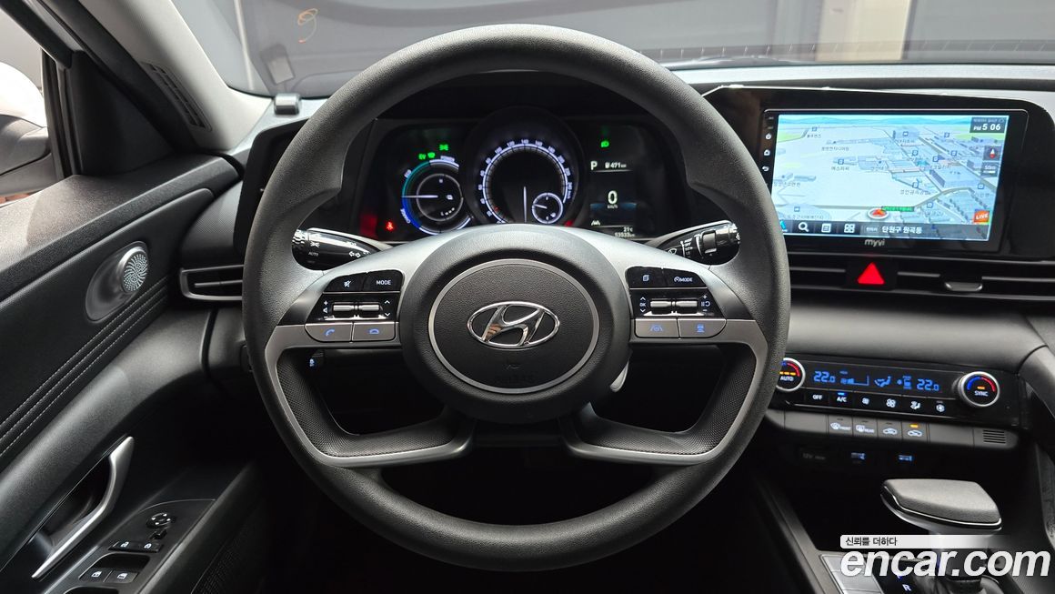 Hyundai AVANTE 2022