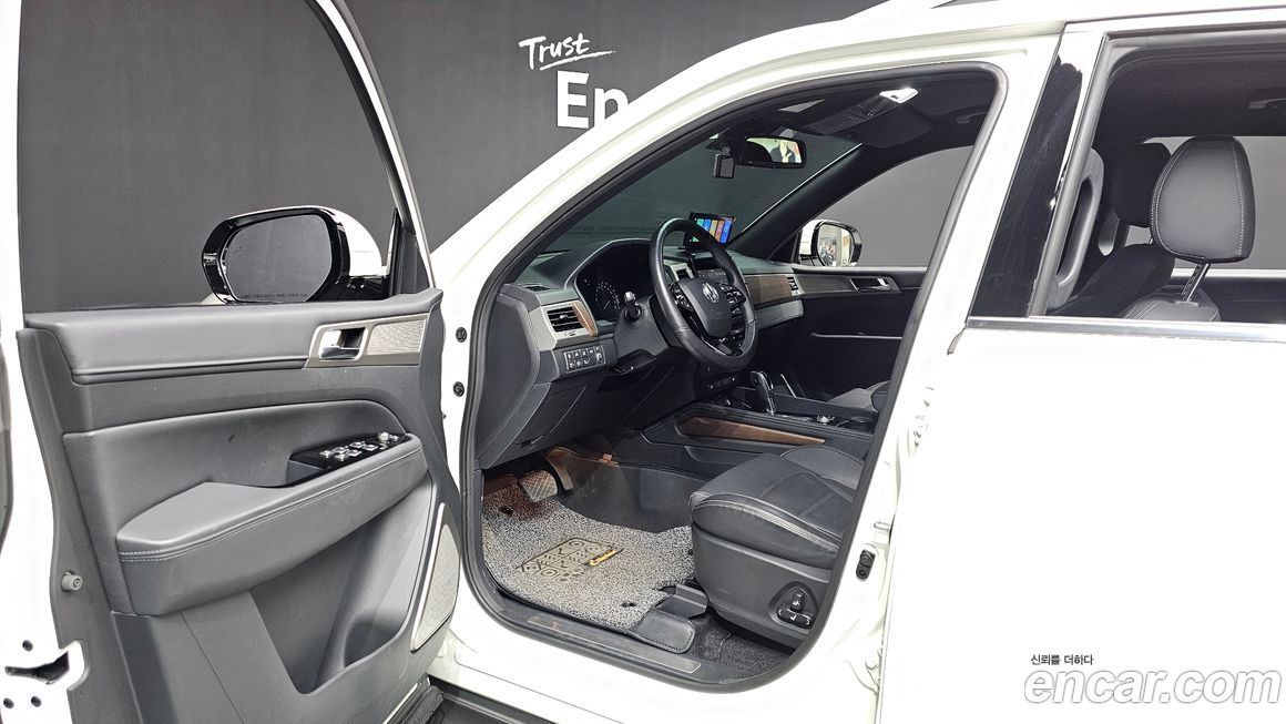 KG_Mobility_Ssangyong Rexton 2018