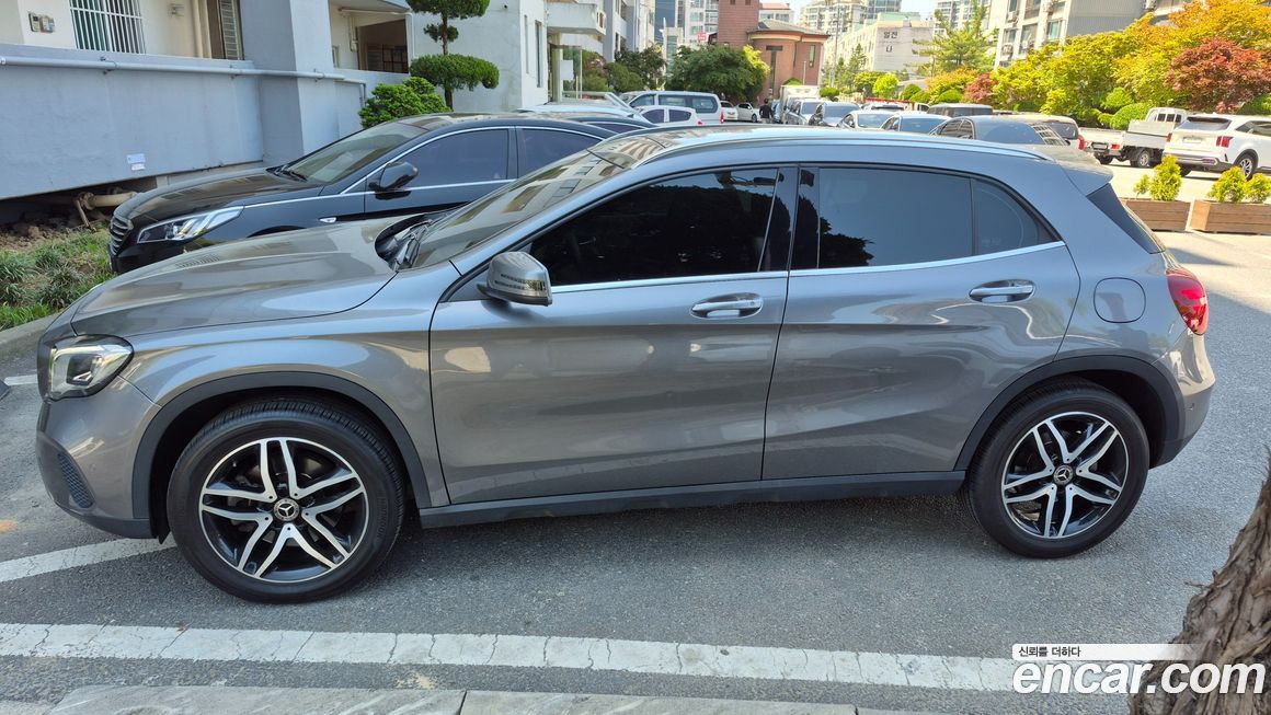 Mercedes-Benz GLA-Class 2018