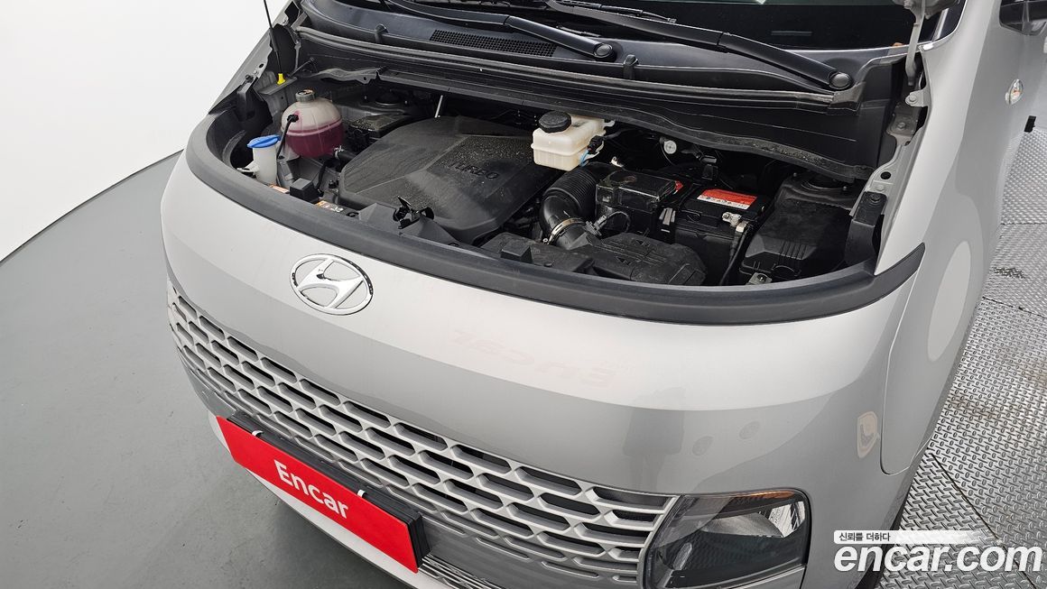Hyundai Staria 2022