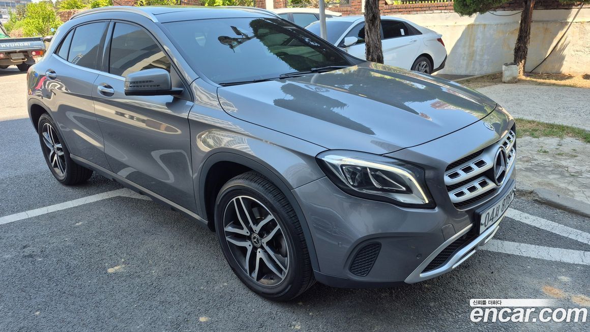 Mercedes-Benz GLA-Class 2018