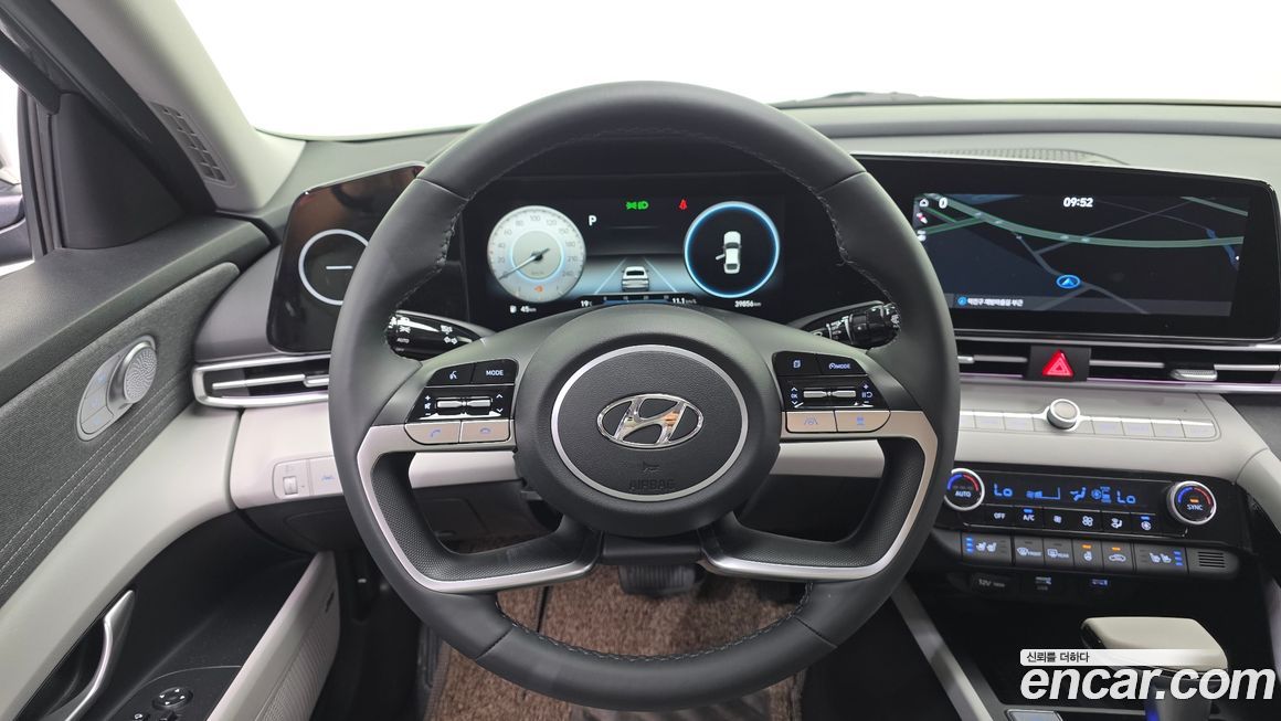 Hyundai AVANTE 2021