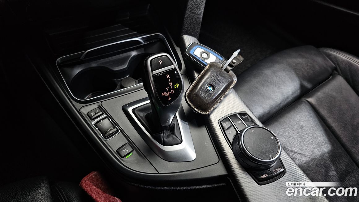 BMW 3-Series 2018