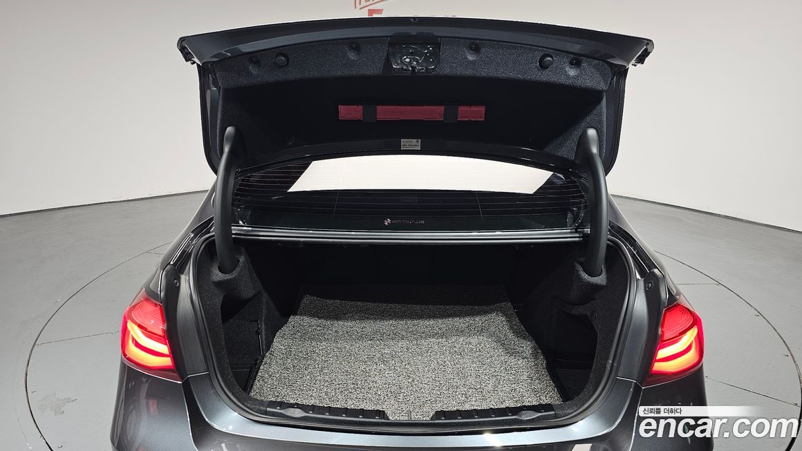 BMW 3-Series 2018