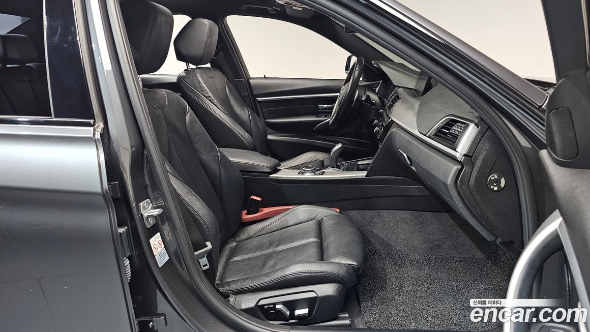 BMW 3-Series 2018