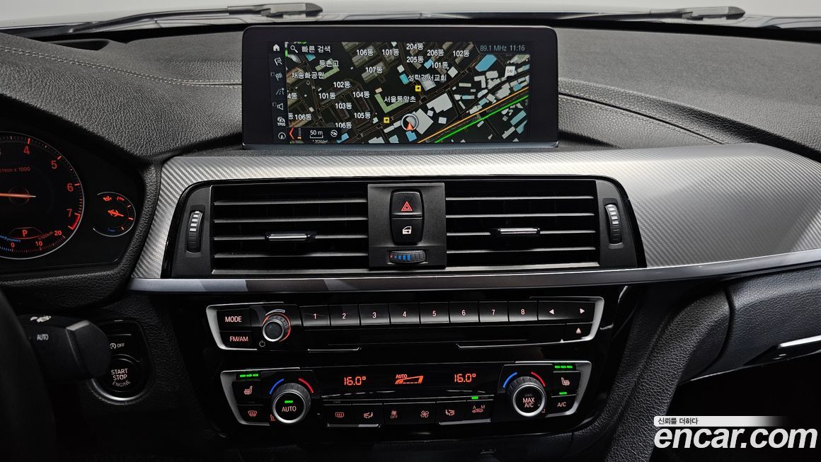 BMW 3-Series 2018