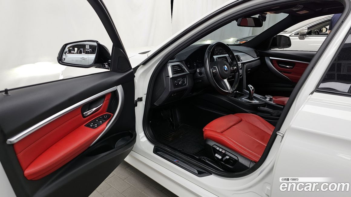 BMW 3-Series 2018