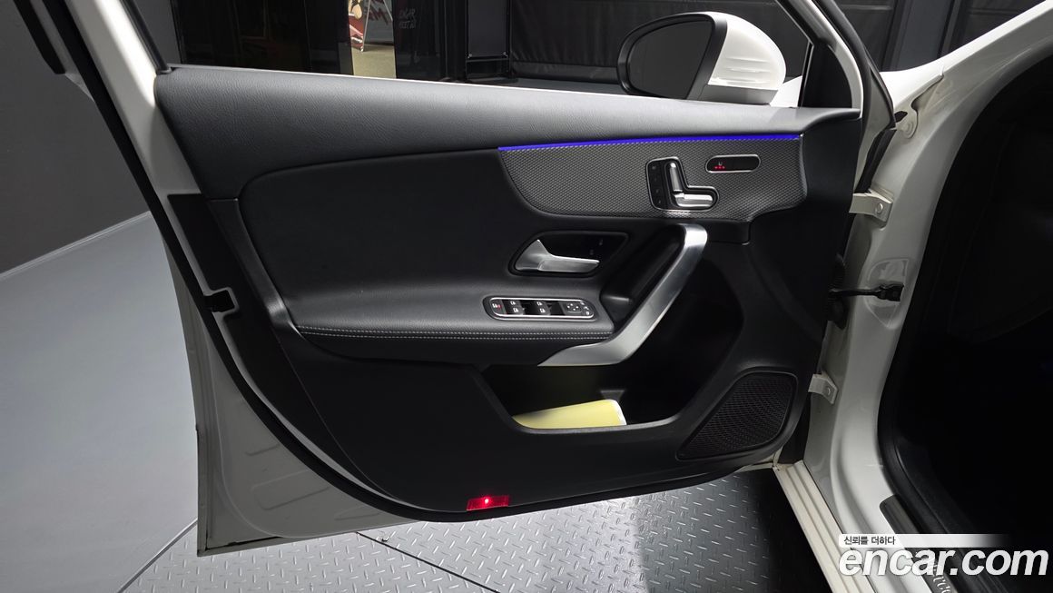 Mercedes-Benz A-Class 2021