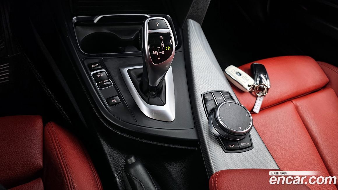 BMW 3-Series 2018