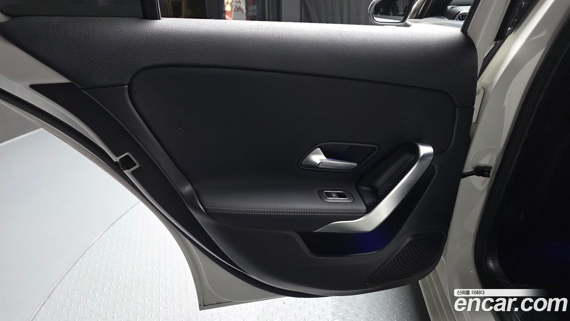 Mercedes-Benz A-Class 2021