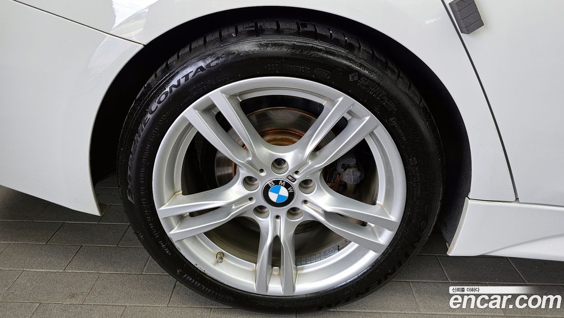 BMW 3-Series 2018