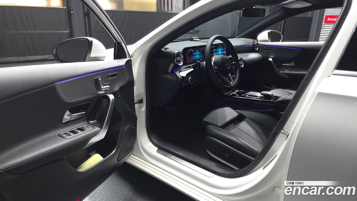 Mercedes-Benz A-Class 2021