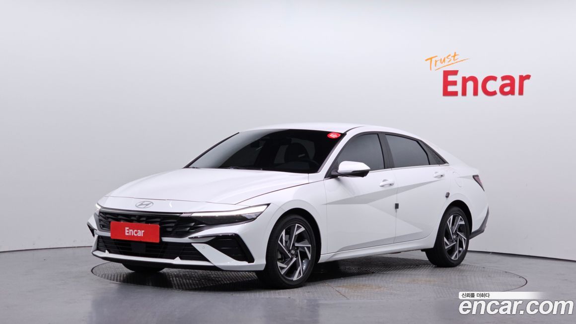 Hyundai AVANTE 2024