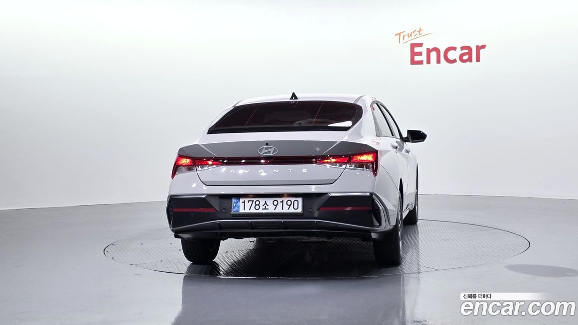 Hyundai AVANTE 2026