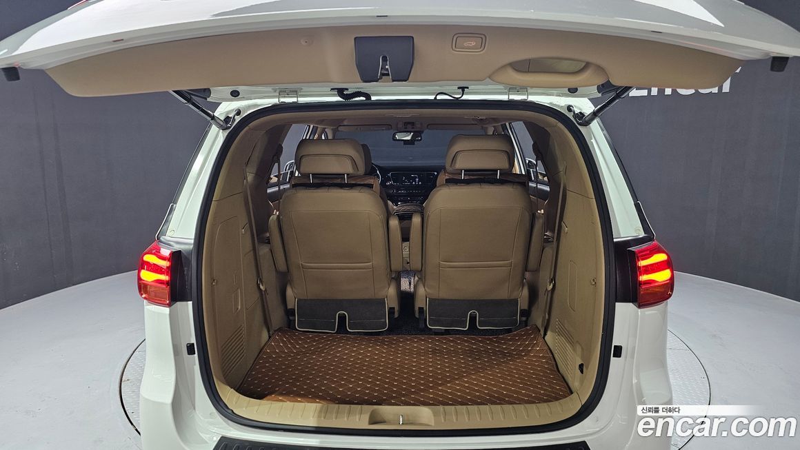 Kia Canival 2019