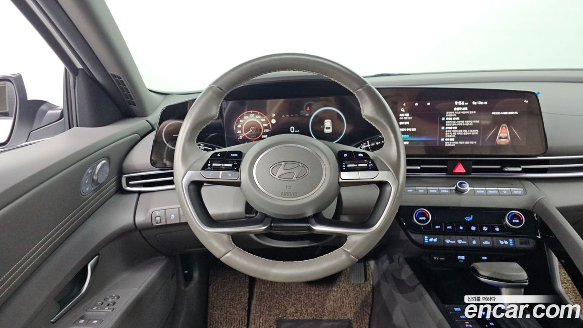 Hyundai AVANTE 2024