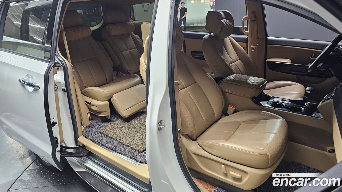 Kia Canival 2019