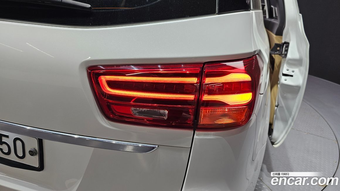 Kia Canival 2019
