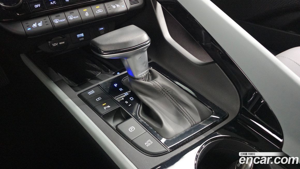 Hyundai AVANTE 2024