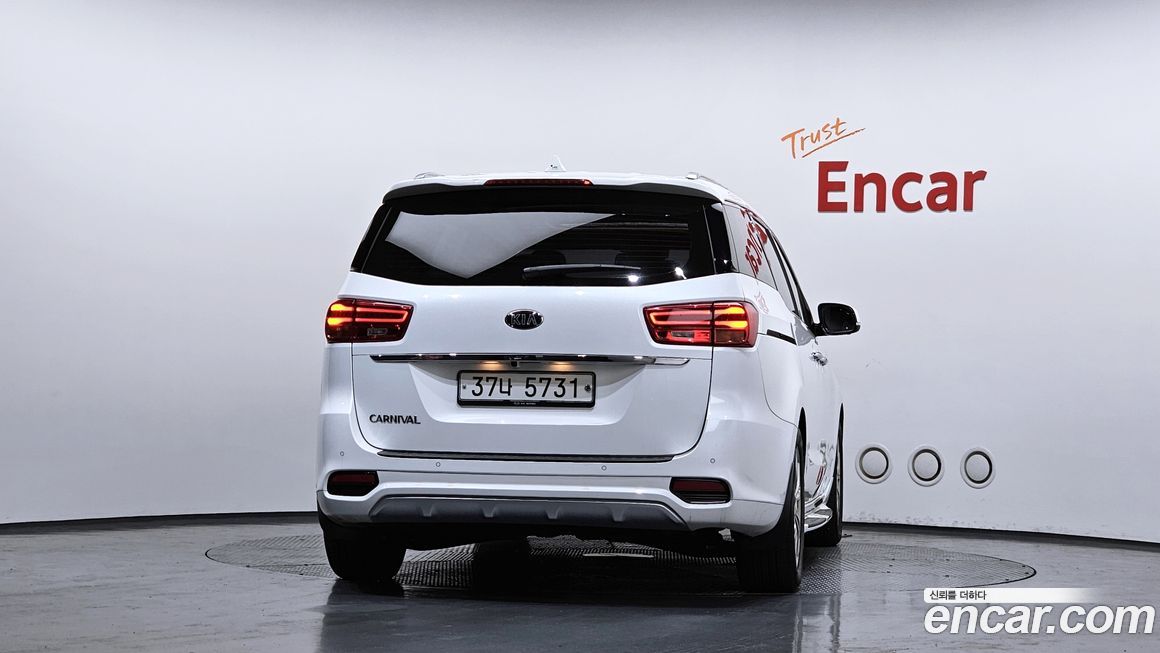 Kia Canival 2019