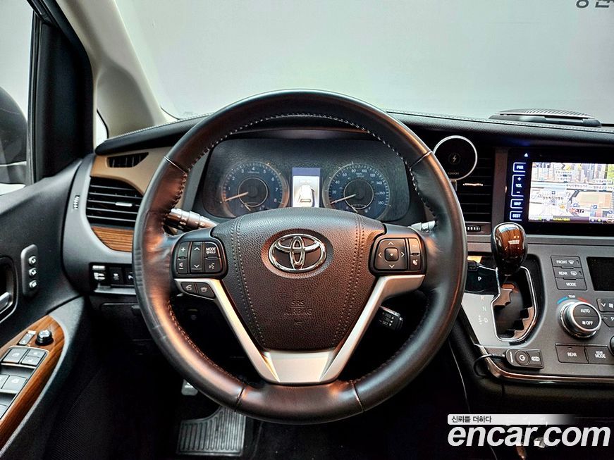 Toyota Sienna 2017