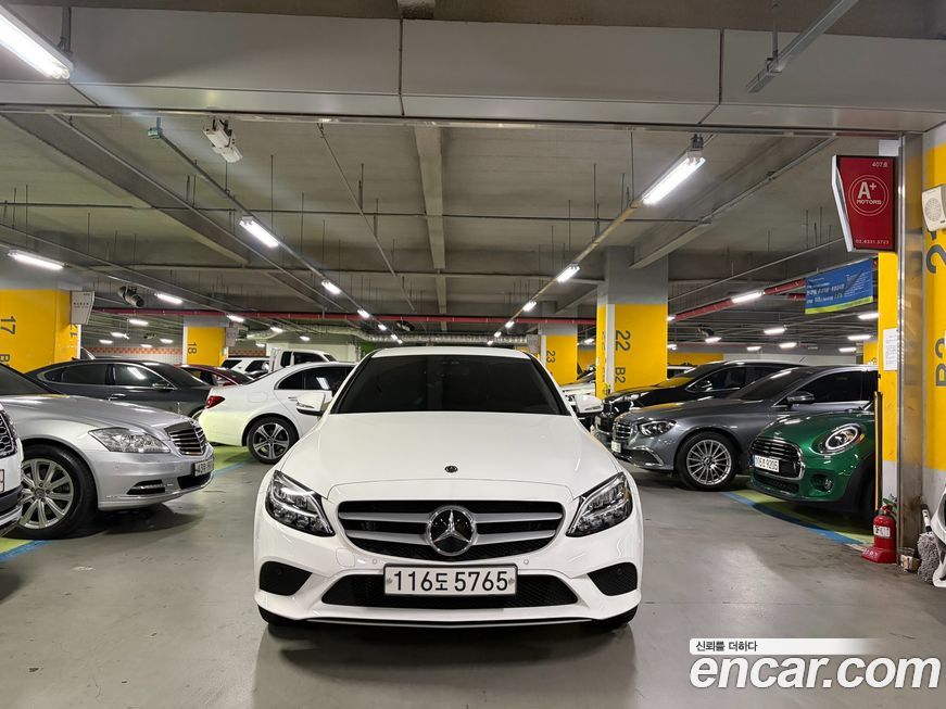 Mercedes-Benz C-Class 2019